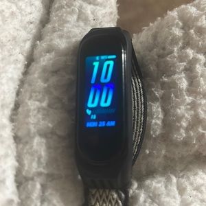 Amazfit Band 5 Activity Fitness Tracker with Alexa Built-in